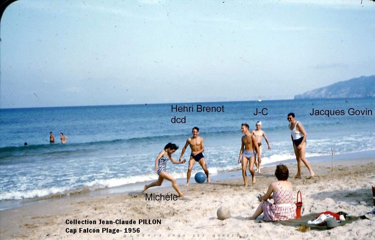 CAP FALCON PLAGE-FAMILLE3.jpg